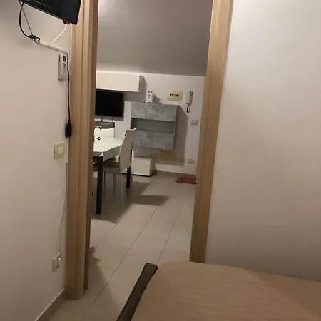 Apartment Mansarda Mentana Due Vittoria